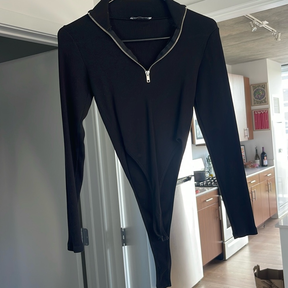 Zara - medium. Front zipper bodysuit